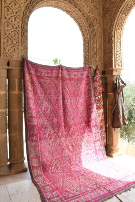 Moroccan Rug: Handcrafted Vintage Charm for Your Home 384 cm x 212 cm / 12.288ft x 6.784 ft - Imagen 2