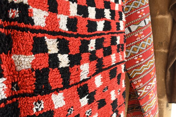 ⁦Vintage Rug: Add Timeless Charm to Your Home 206 cm x 182 cm / 6.592ft x 5.824 ft⁩ - الصورة ⁦7⁩
