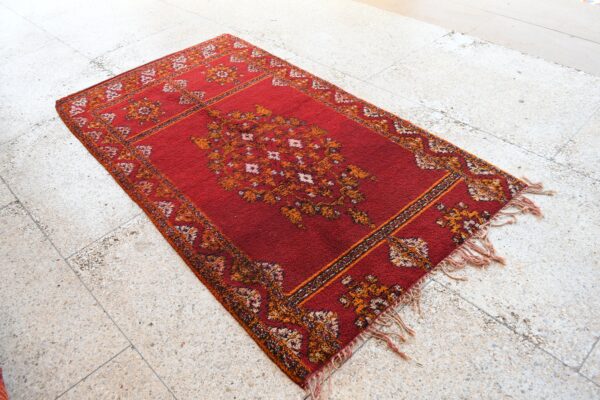 Moroccan Rug Vintage: Authentic Moroccan Design, Berber Chic 213 cm x 118 cm / 6.816ft x 3.776 ft - 画像2
