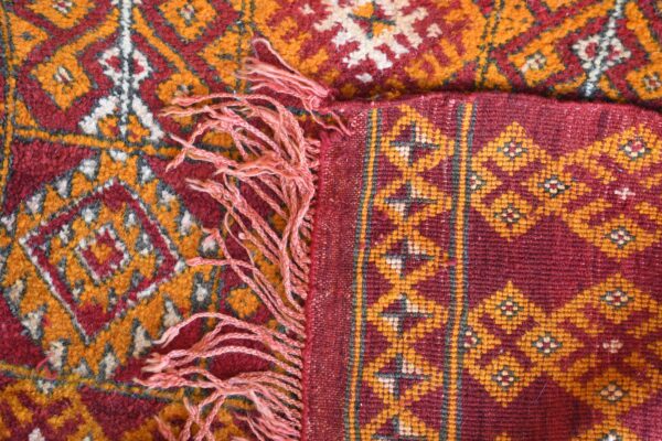 Moroccan Vibes: Authentic Moroccan Rug for a Touch of Global Style 308 cm x 184 cm / 9.856ft x 5.888 ft - Image 4
