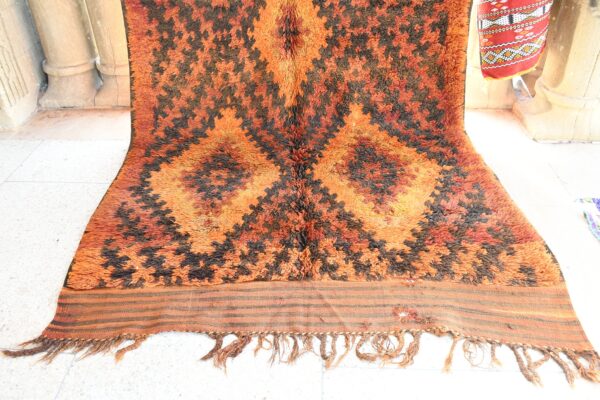 Moroccan Rug: Vintage Handcrafted Moroccan Design 394 cm x 192 cm / 12.608ft x 6.144 ft - Imagen 7