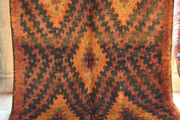 Moroccan Rug: Vintage Handcrafted Moroccan Design 394 cm x 192 cm / 12.608ft x 6.144 ft - Imagen 6