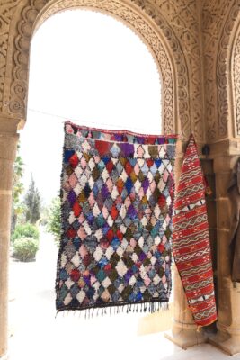 Exquisite Boucherouite Vintage Moroccan Rug: Timeless Charm 192 cm x 140 cm / 6.144ft x 4.48 ft - Imagen 2
