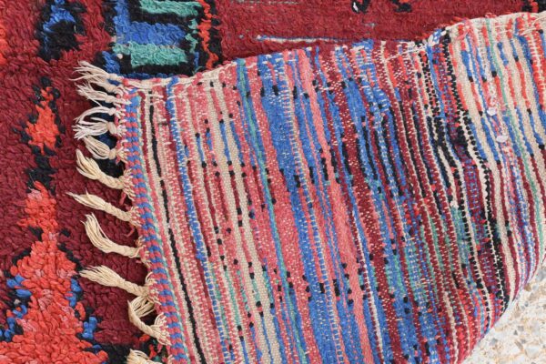 Boucherouite Rug: Handcrafted Moroccan Magic for Your Home 200 cm x 92 cm / 6.4ft x 2.944 ft — изображение 4