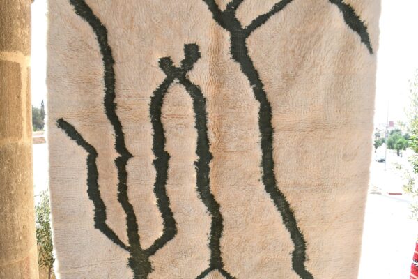 Beni Ourain: Authentic Moroccan Masterpiece 203 cm x 146 cm / 6.496ft x 4.672 ft - Image 5