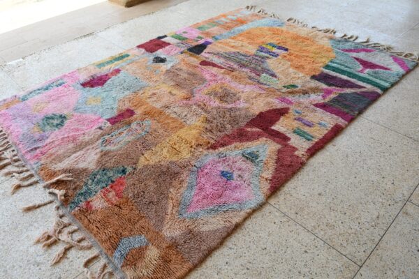 ⁦Modern Moroccan Rug: Authenticity and Style 288 cm x 206 cm / 9.216ft x 6.592 ft⁩ - الصورة ⁦3⁩