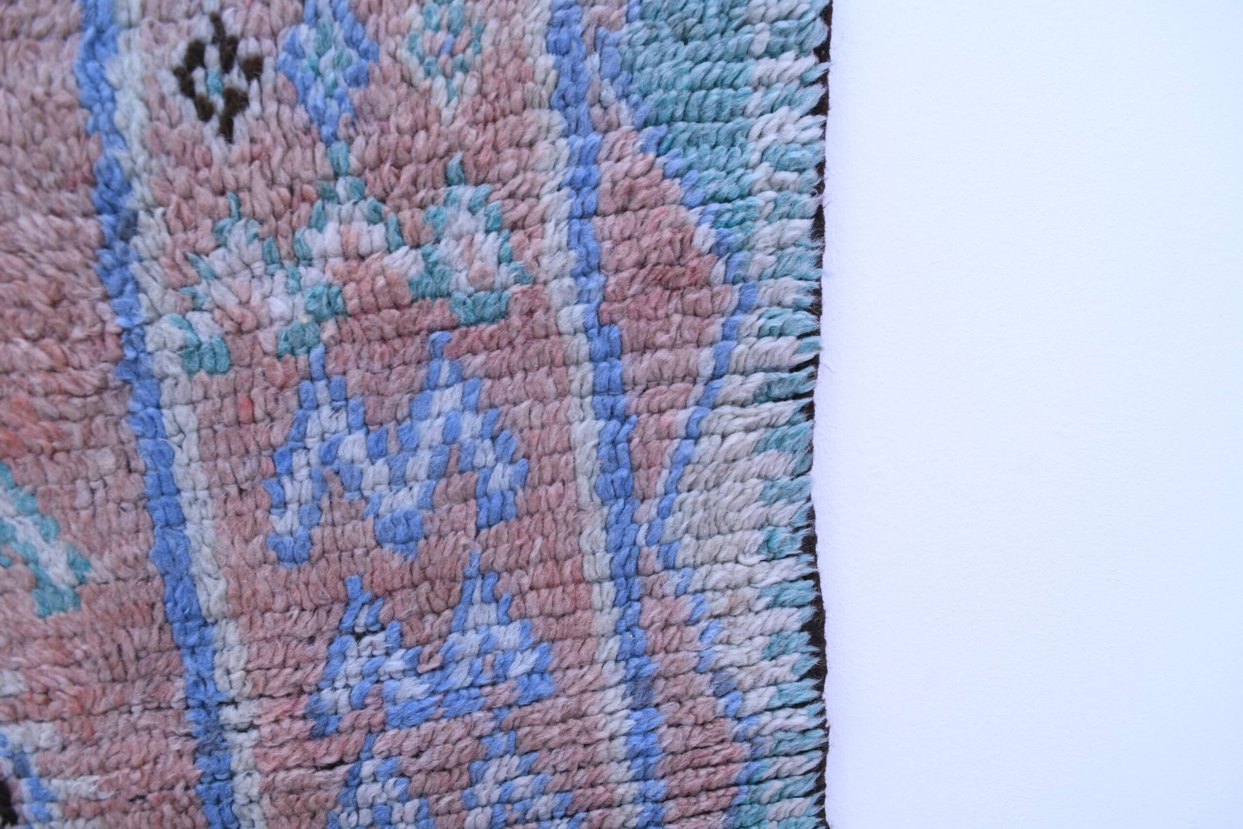 Authentic Moroccan Beni Mguild Wool Rug 142x216cm Peach Bohemian Decor - الصورة 4