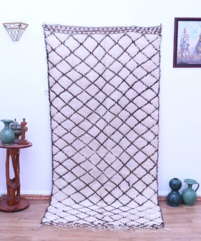 Роскошный марокканский шерстяной ковер Beni Ourain размером 125x265 см — ручная работа, белый, красивый