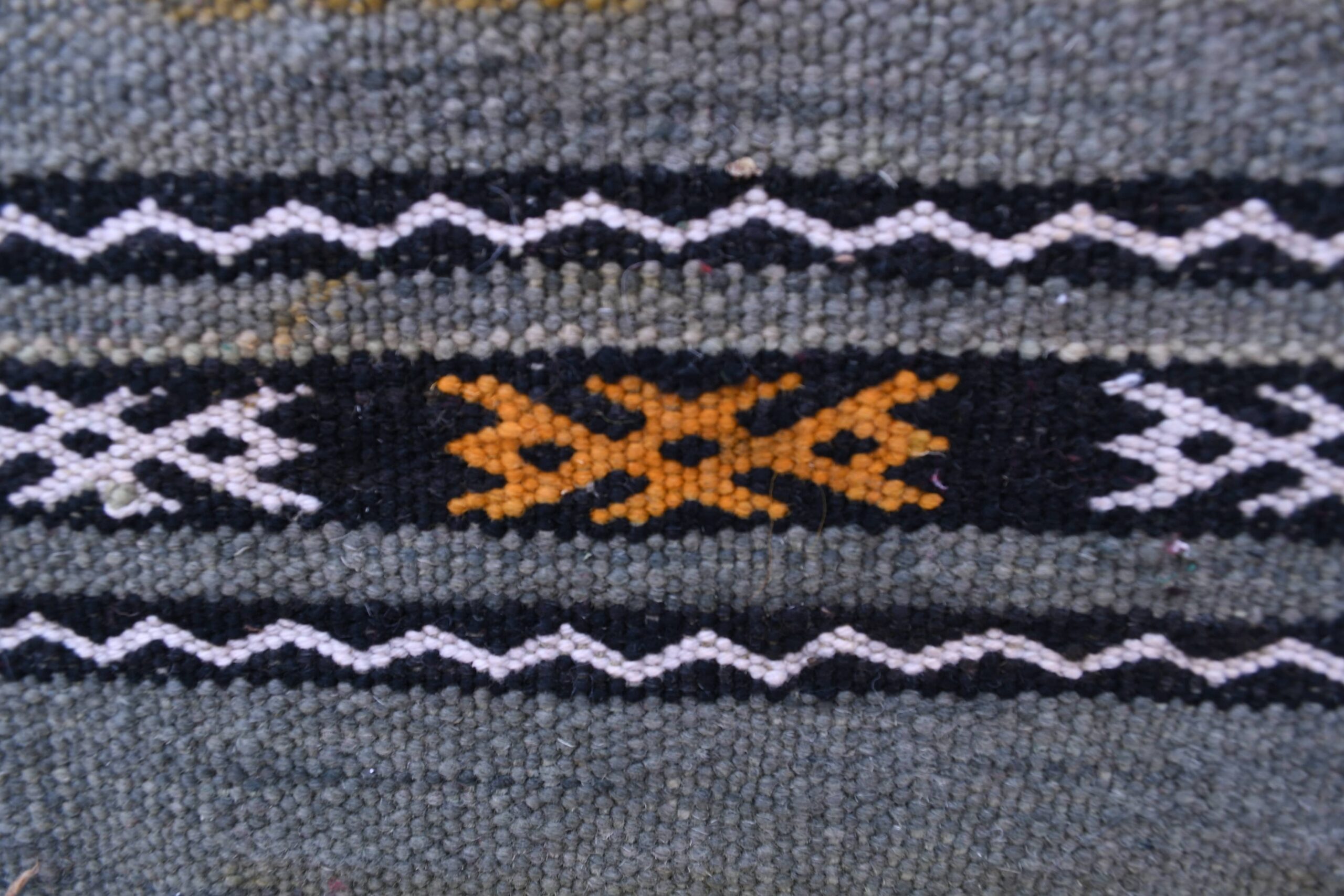 Handmade Moroccan Zemmour Wool Rug 86x408 cm - Bohemian Style Runner — изображение 6