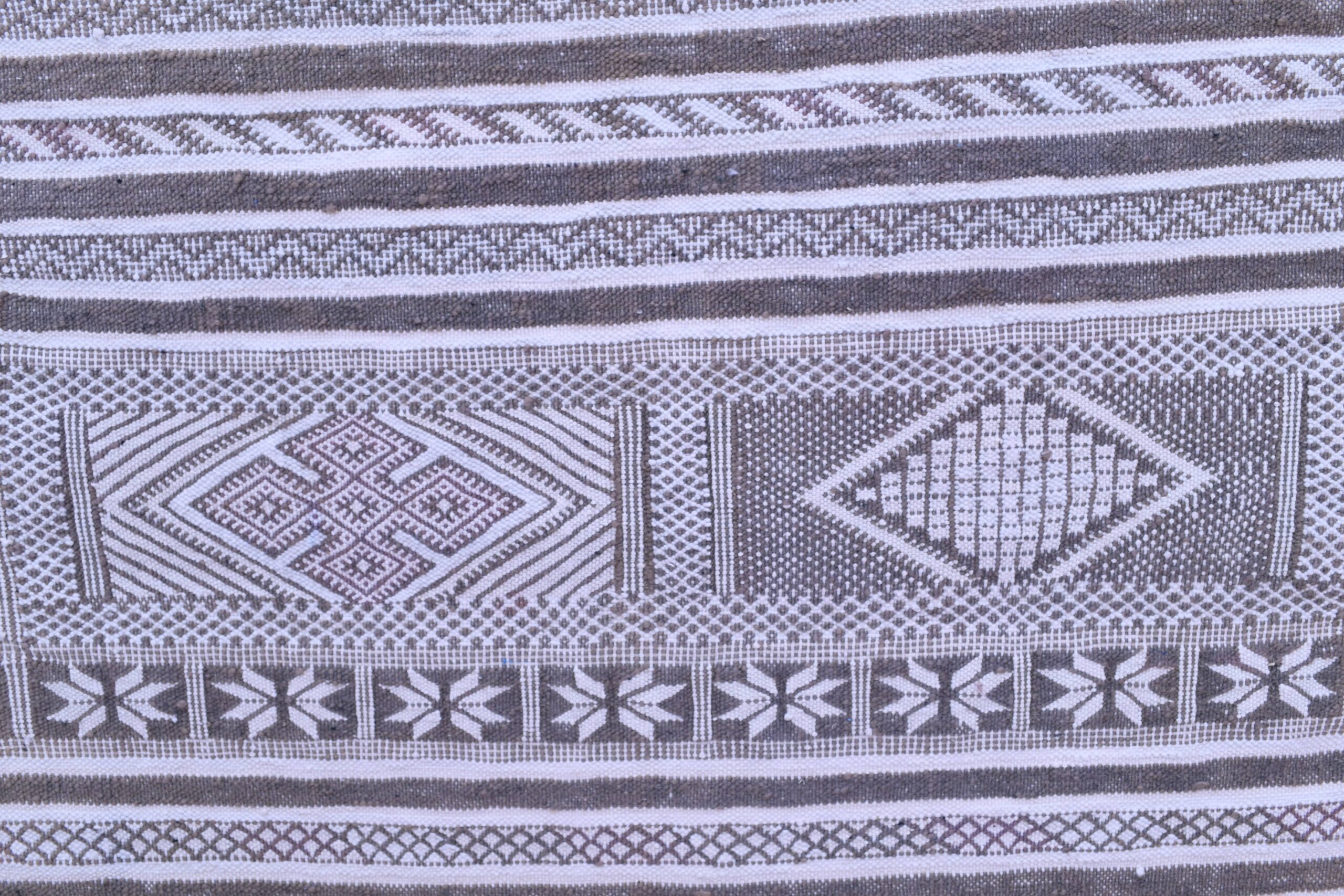 Handmade Moroccan Tiflet Kilim Rug - Wool, 90 x 137 cm, Geometric Design — изображение 4