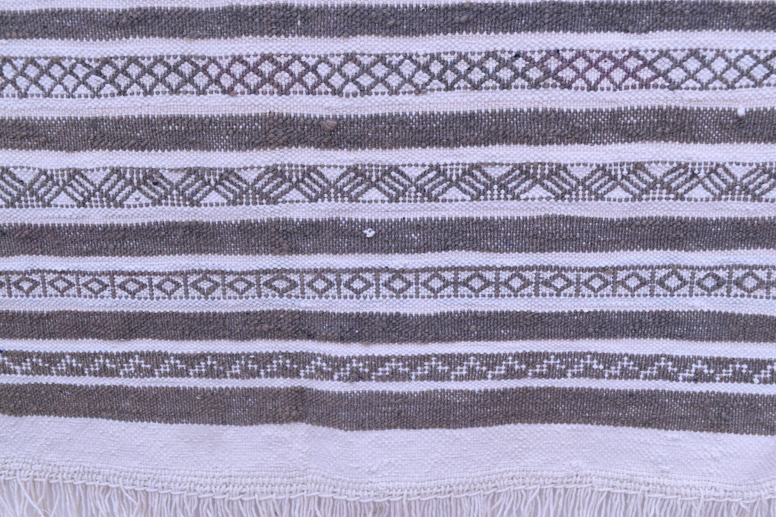 Handmade Moroccan Tiflet Kilim Rug - Wool, 90 x 137 cm, Geometric Design — изображение 8