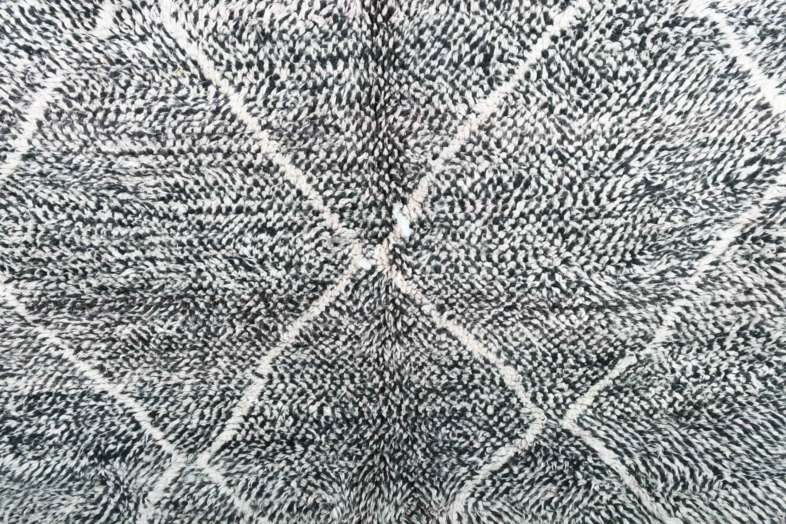 Moroccan Rug Handmade Wool 6x10 - Neutral Black White Minimalist Area Rug for Living Room Bedroom - Beni Ourain - Imagen 4