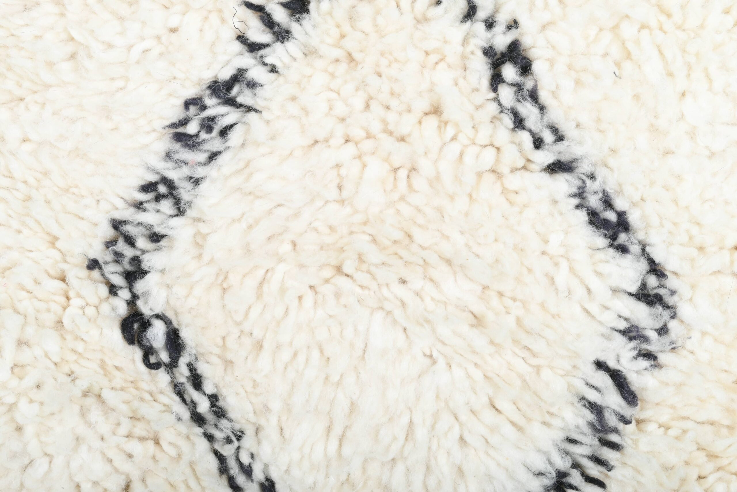 Moroccan Rug Handmade Wool 2x4 - Ivory Black Minimalist Boho Area Rug for Bedroom Entryway Beni Ourain - Imagen 4