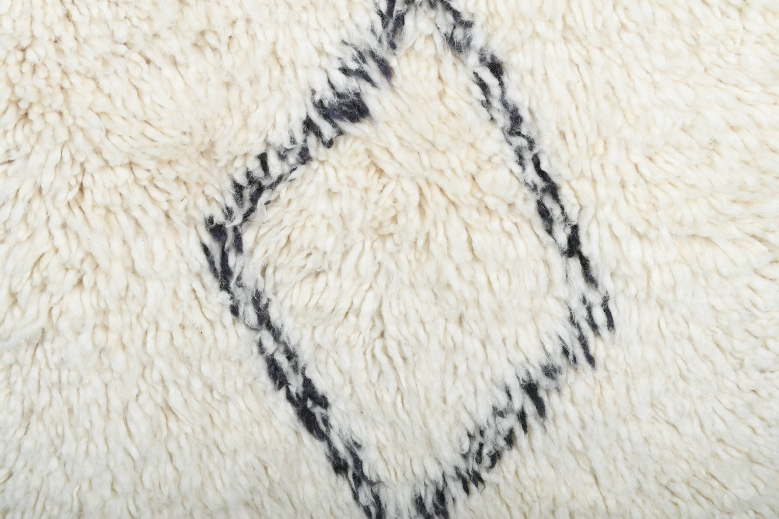 Moroccan Rug Handmade Wool 2x4 - Ivory Black Minimalist Boho Area Rug for Bedroom Entryway Beni Ourain - Imagen 5