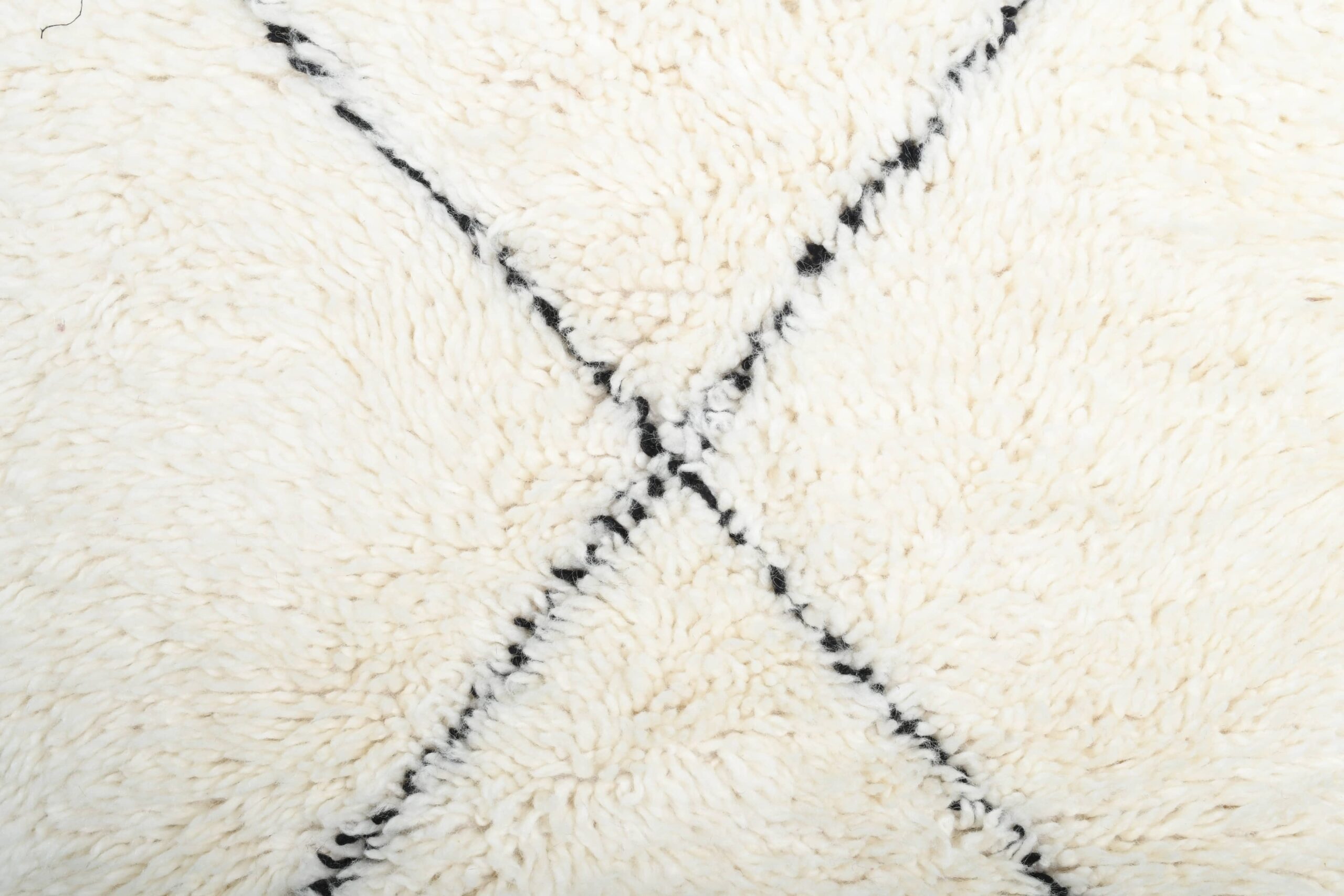 Moroccan Rug Handmade Wool 2x4 - Ivory Cream Black Minimalist Boho Area Rug for Bedroom Entryway Beni Ourain - الصورة 3