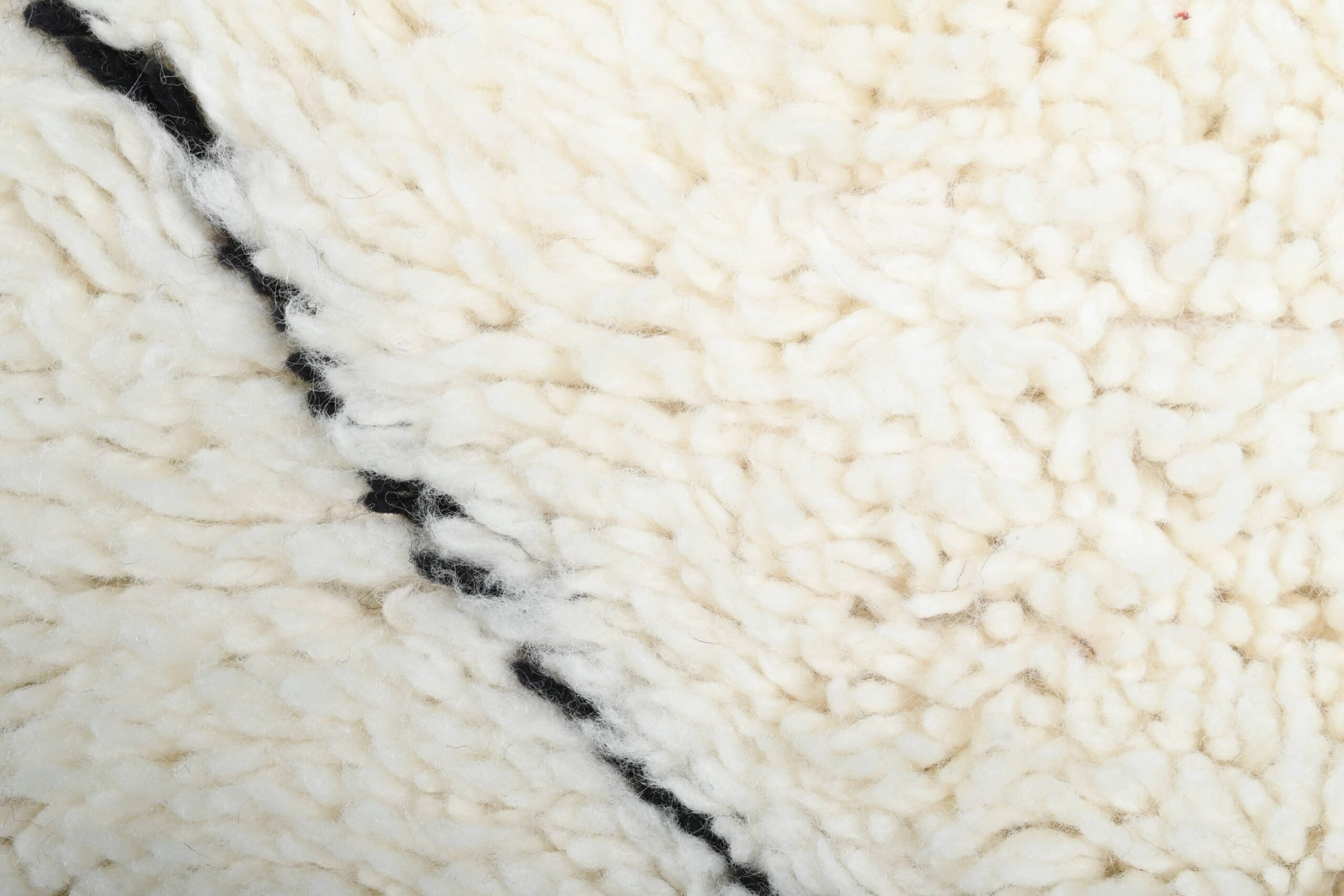 Moroccan Rug Handmade Wool 2x4 - Ivory Cream Black Minimalist Boho Area Rug for Bedroom Entryway Beni Ourain - الصورة 9