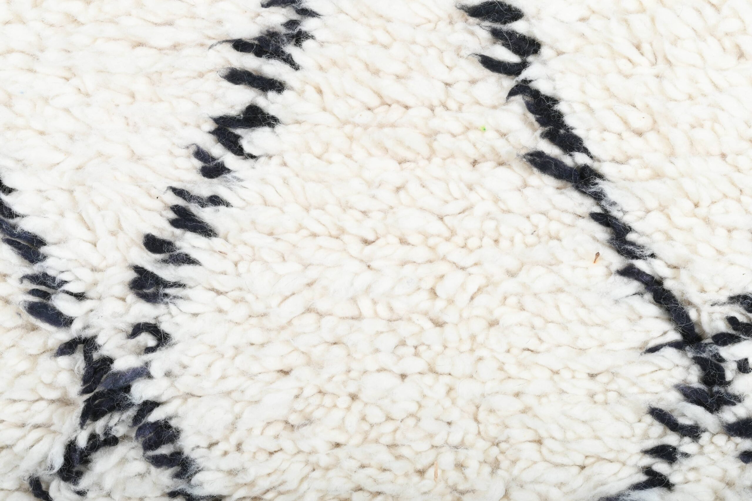 Moroccan Rug Handmade Wool 2x4 - Ivory Black Minimalist Boho Area Rug for Bedroom Entryway Beni Ourain - Imagen 4
