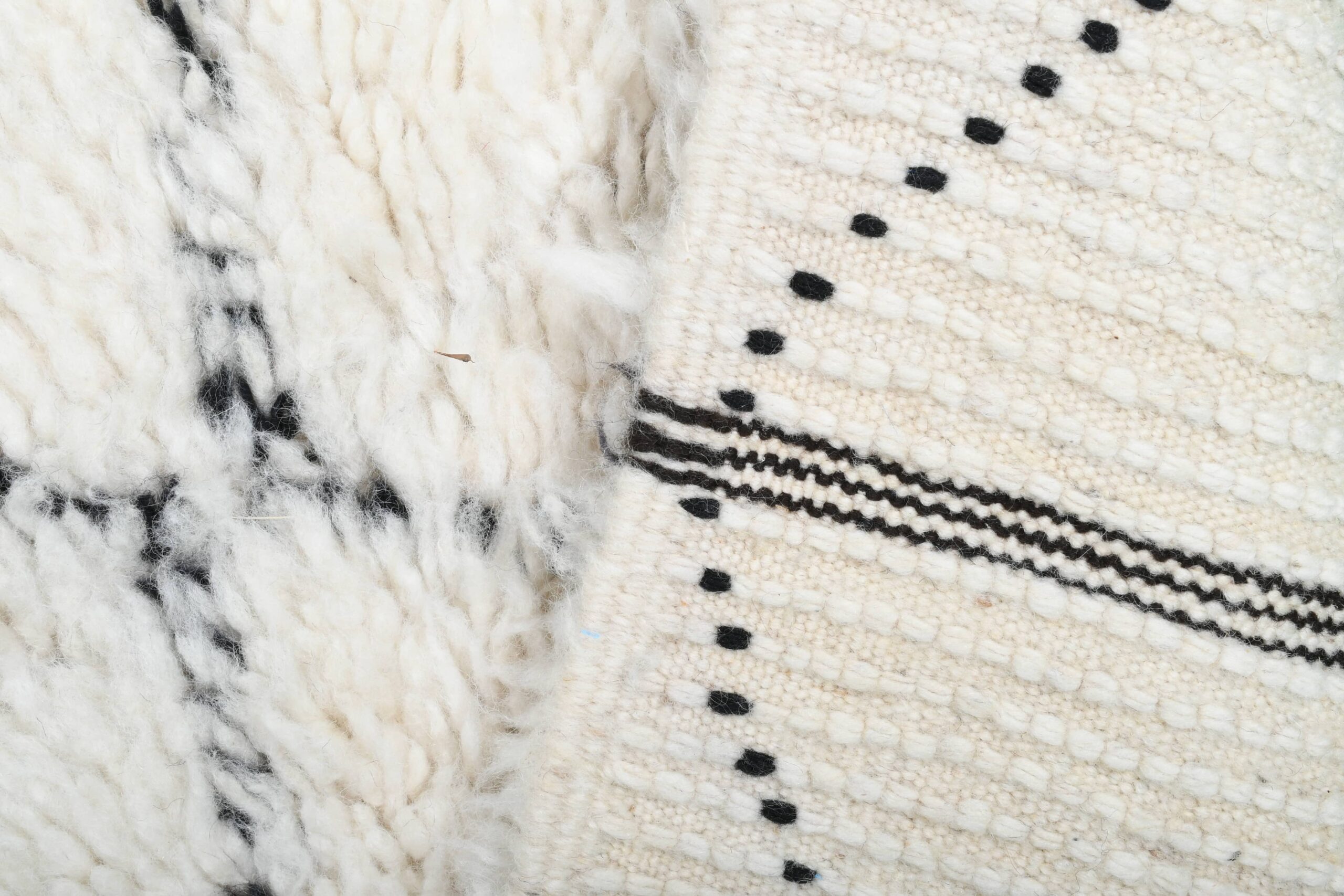 Moroccan Rug Handmade Wool 2x4 - Ivory Black Minimalist Boho Area Rug for Bedroom Entryway - Beni Ourain - 画像10