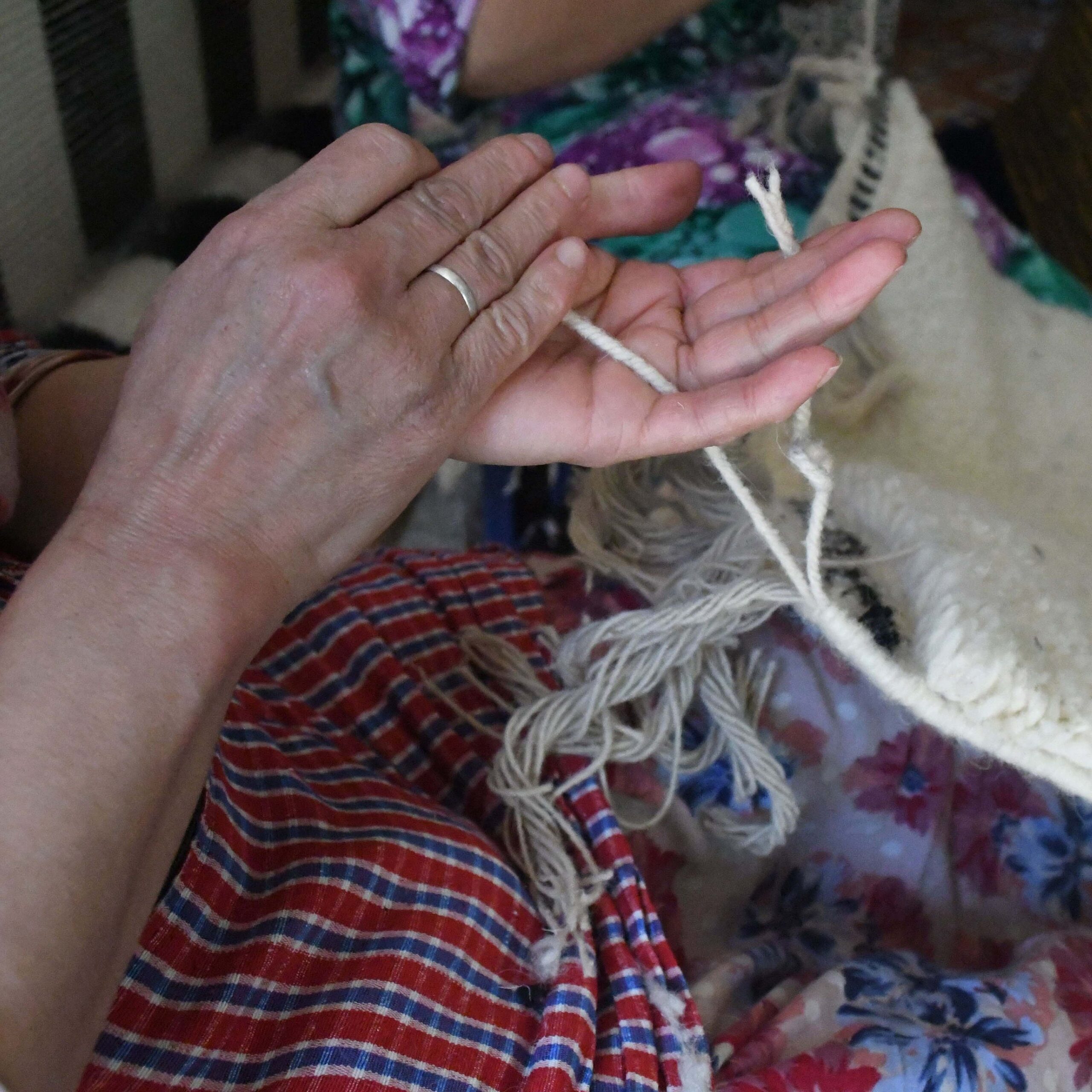 Moroccan Rug Mrirt 8x10 Wool Emerald Green Ivory Minimalist Boho Living Room - Image 8